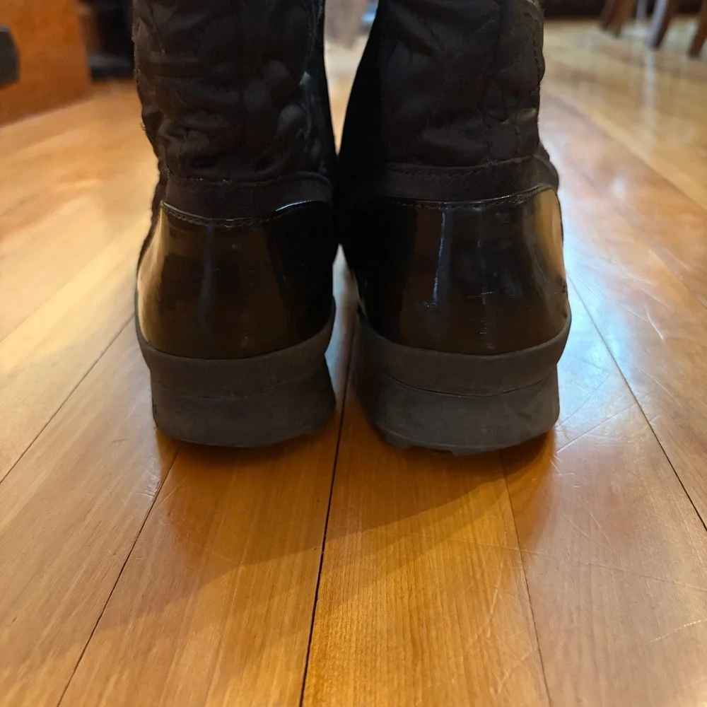Coach Drexel Brown Quilted Signature Nylon Patent Snow Boots F2370 Womens 11B